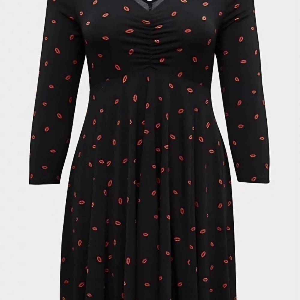 Torrid Black Red Kiss Print Fit Flare Dress Sz 2 image 3